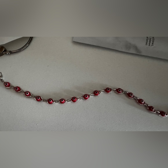 Chic Red and Silver Beaded Bracelet - Picture 1 of 1